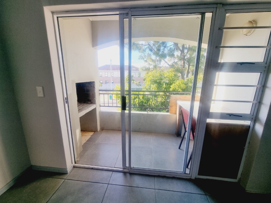 2 Bedroom Property for Sale in Parklands Western Cape